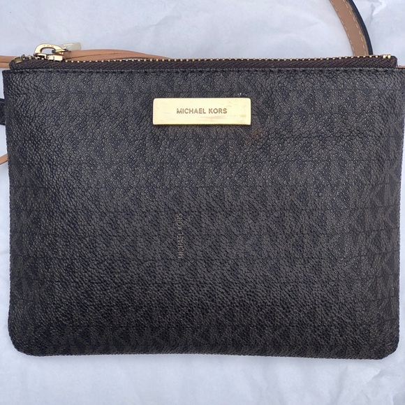 Michael Kors waist bag - Picture 1 of 6